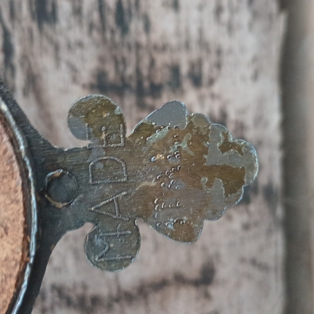 Vintage (2) Brass Oval Wall Decor - Picture 7 of 8